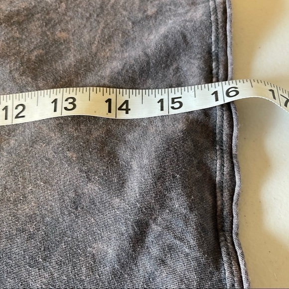 American Eagle crop short sleeve graphic t-shirt size small factory worn look - Picture 6 of 8